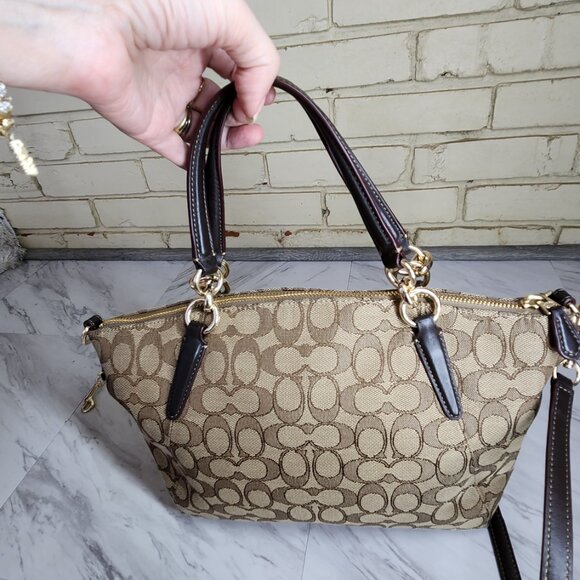 Coach Kelsey Jacquard Khaki Crossbody Bag Purse - Picture 4 of 16